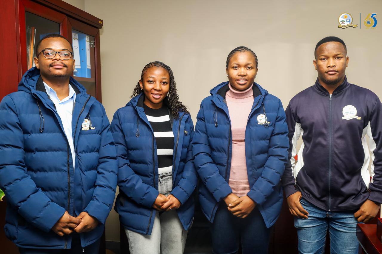 Students return from Spain with new perspectives on learning and research